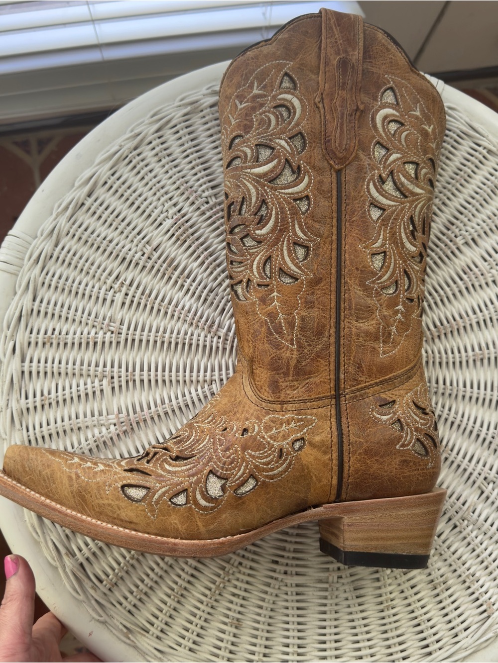 Women's Western Snip-Toe Cowboy Boots - Beige